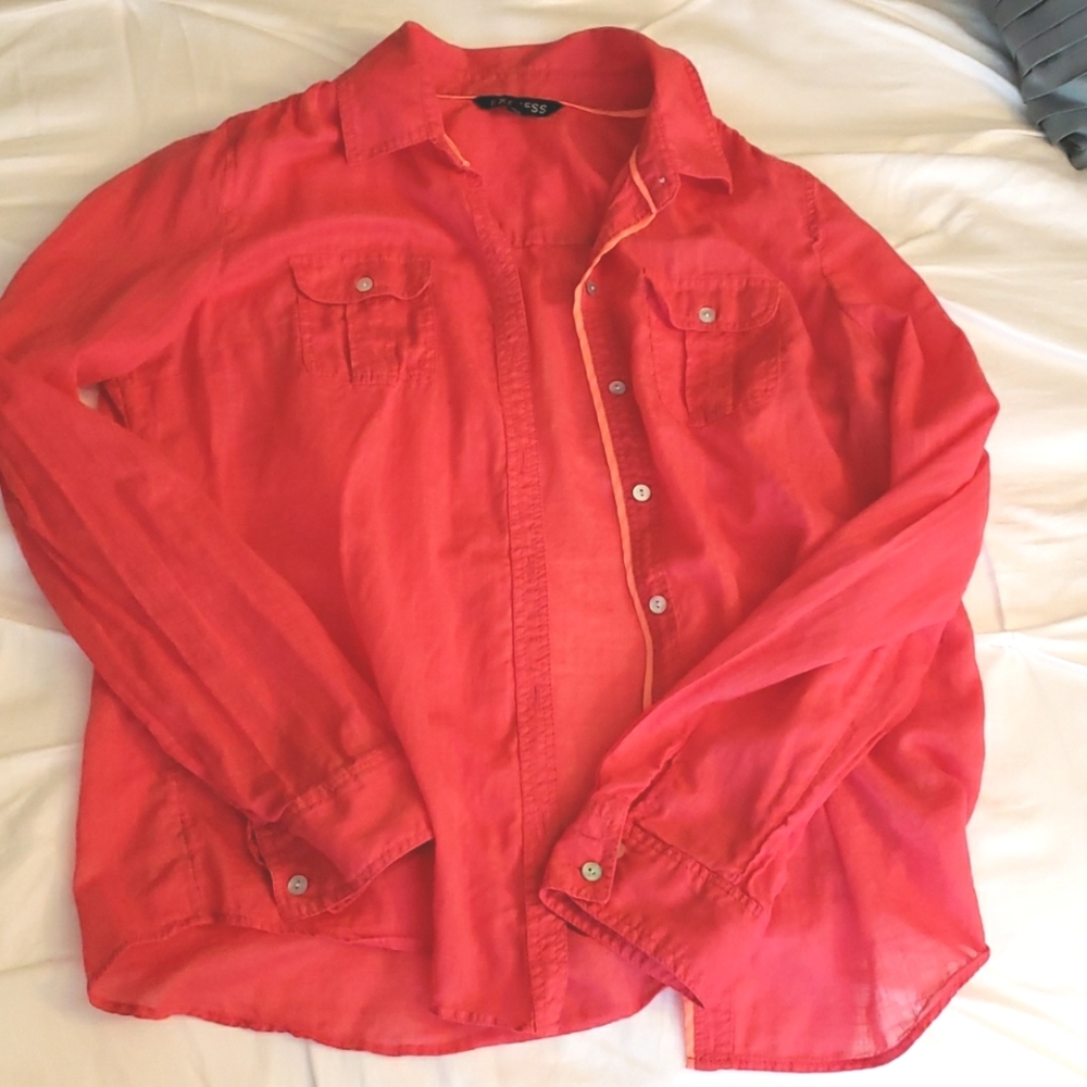 🌺Coral lightweight button down - Picture 3 of 5